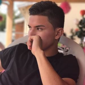 Meet your Posher, Christopher